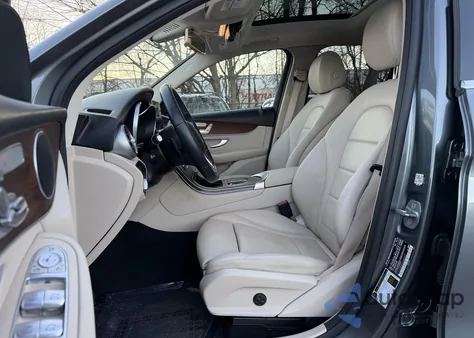 2020 Mercedes-Benz Glc z USA, uszkodzony, nr VIN W1NOG8EB3LF862322